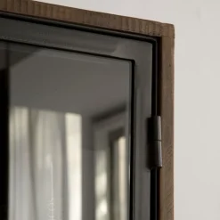 Baltic Vitrine en bois massif et métal^Banak Sale