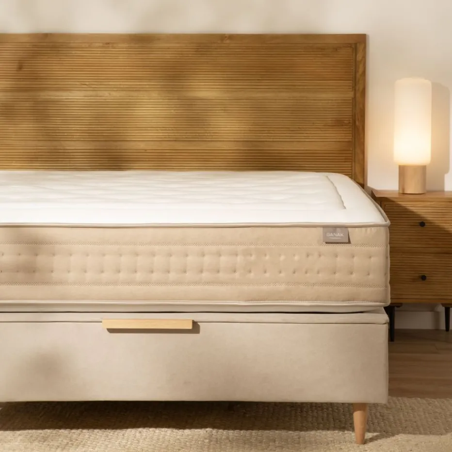 Corinto Matelas à ressorts ensachés et viscoélastique 150 x 190 cm^Banak Hot