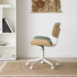 Haru Chaise de bureau rembourrée en vert avec bois et roulettes^Banak Outlet